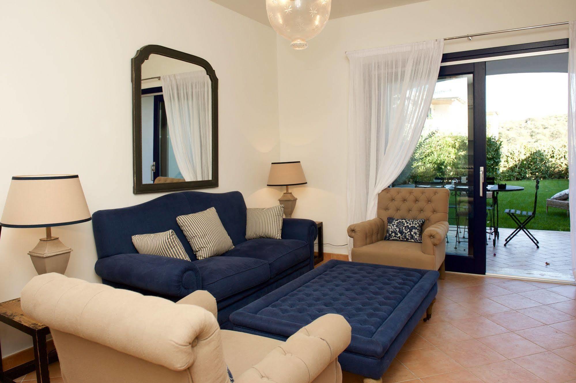 Apartament Li Casi Bianchi San Teodoro  Zewnętrze zdjęcie