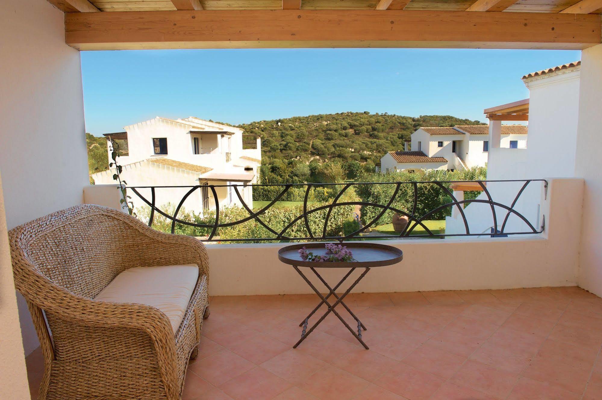 Apartament Li Casi Bianchi San Teodoro  Zewnętrze zdjęcie